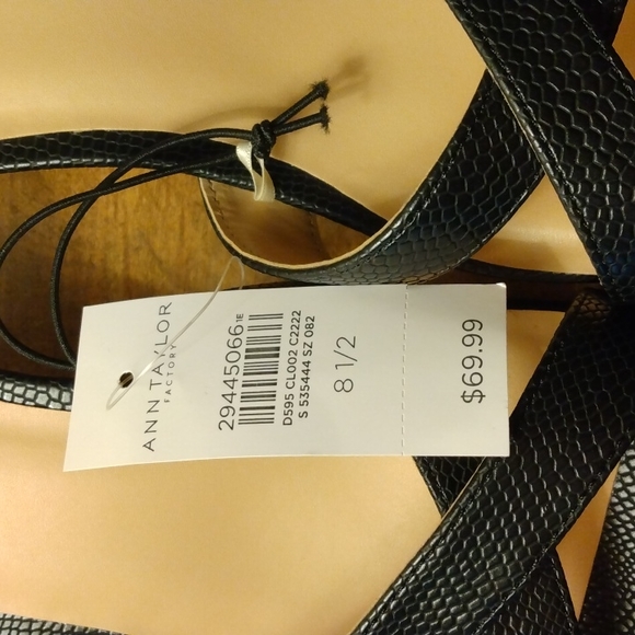 Ann Taylor factory black slingback heel NWT - Picture 2 of 4